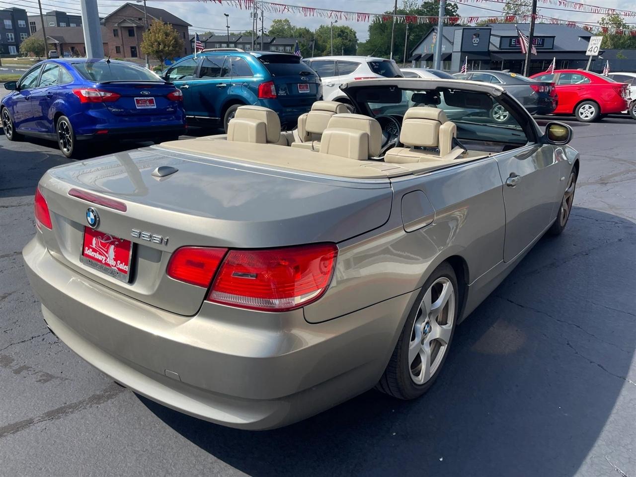 BMW 3-Series  2010