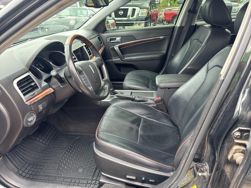 Lincoln MKZ FWD 2011