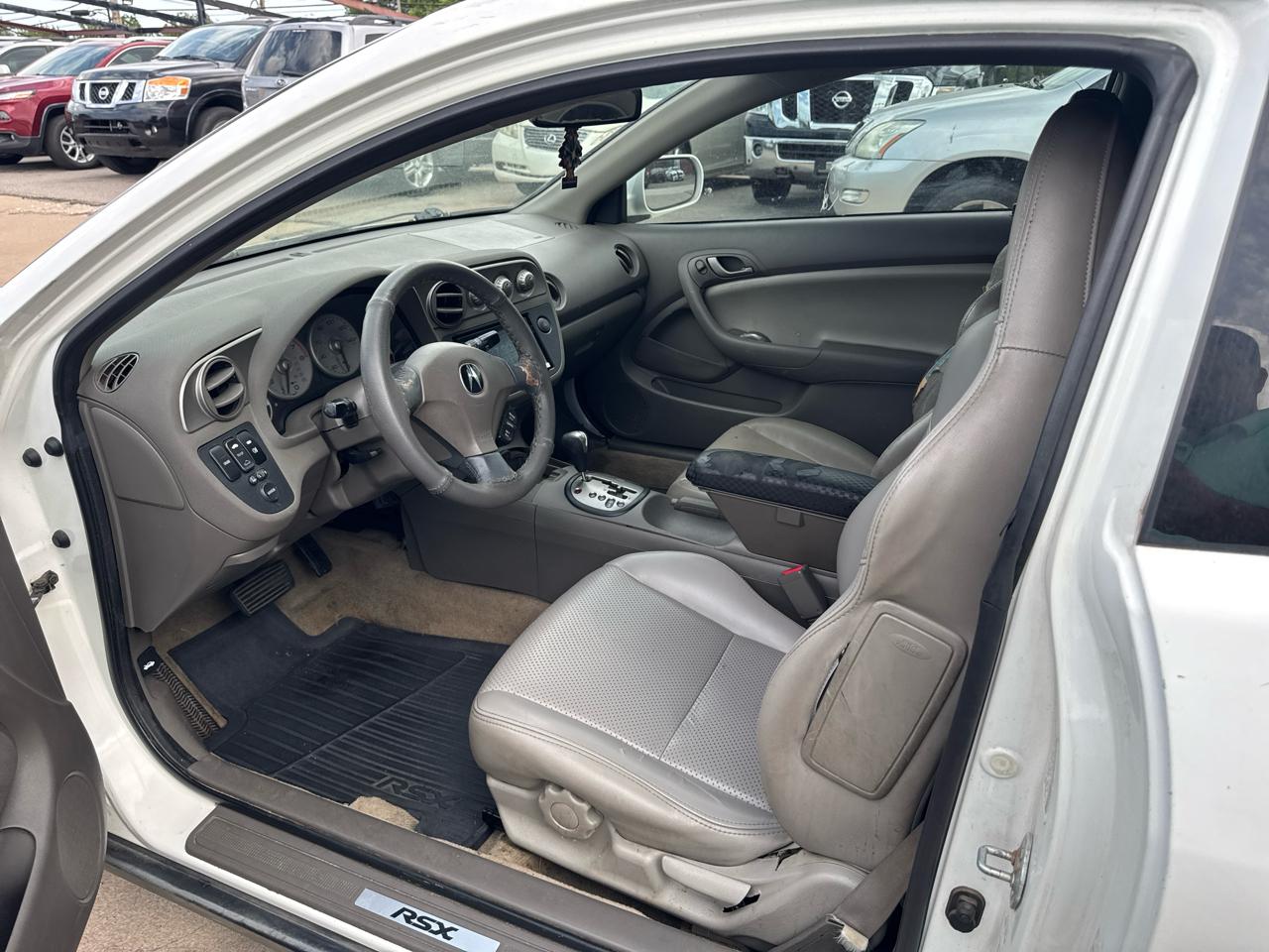 Acura RSX Coupe with 5-speed AT 2004