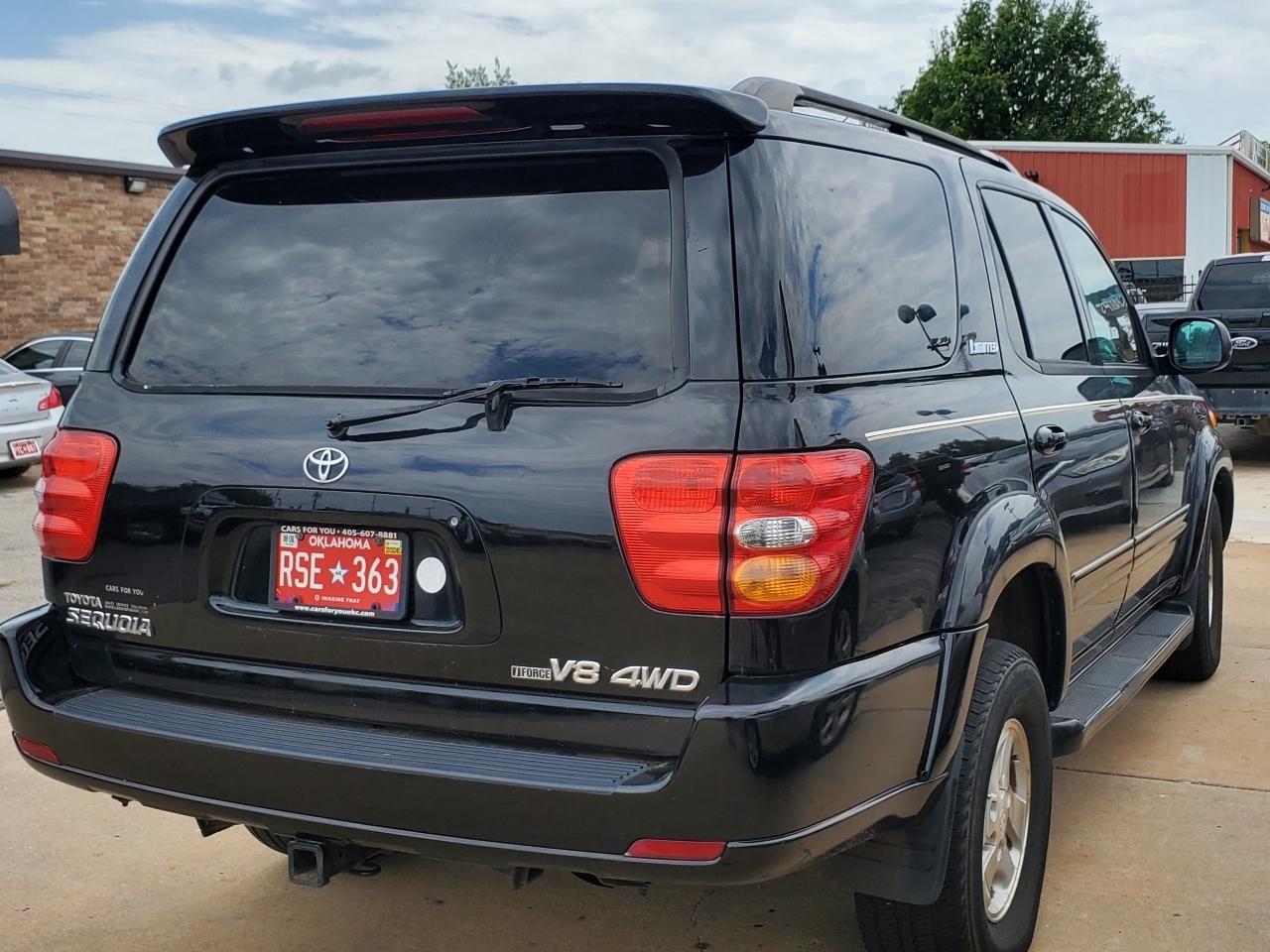 Toyota Sequoia  2002