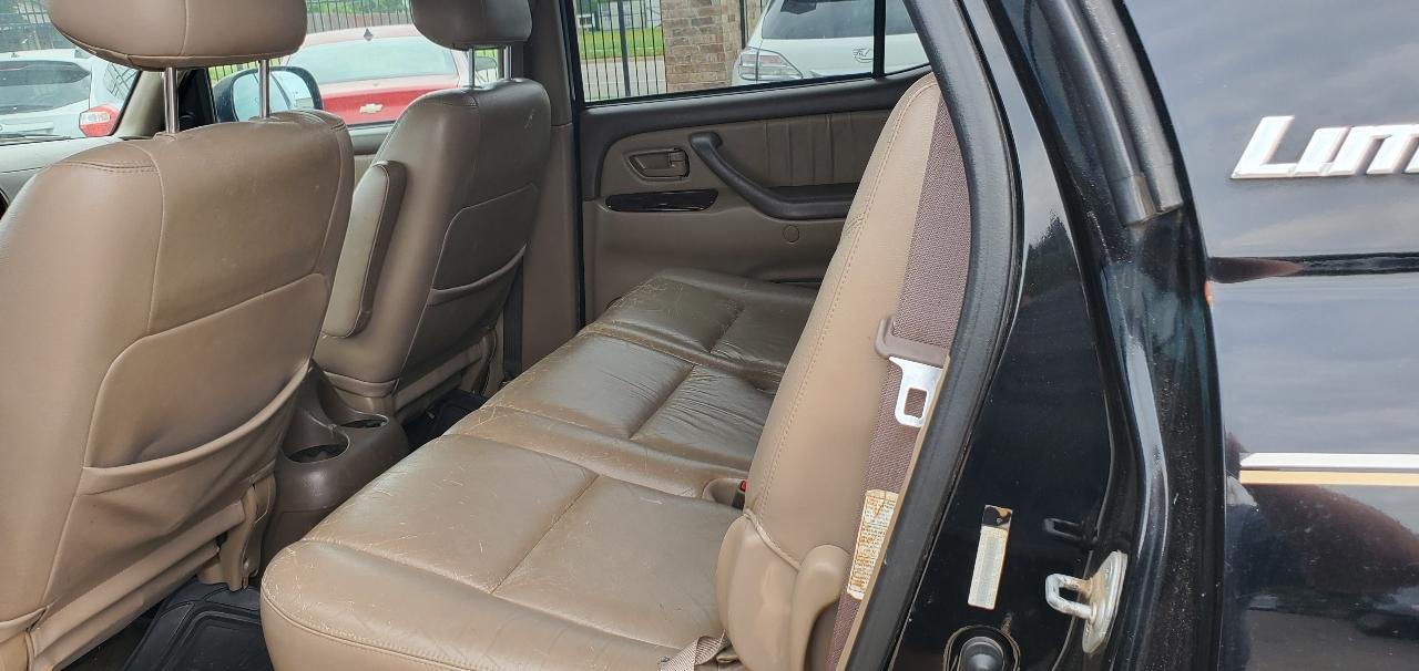Toyota Sequoia  2002