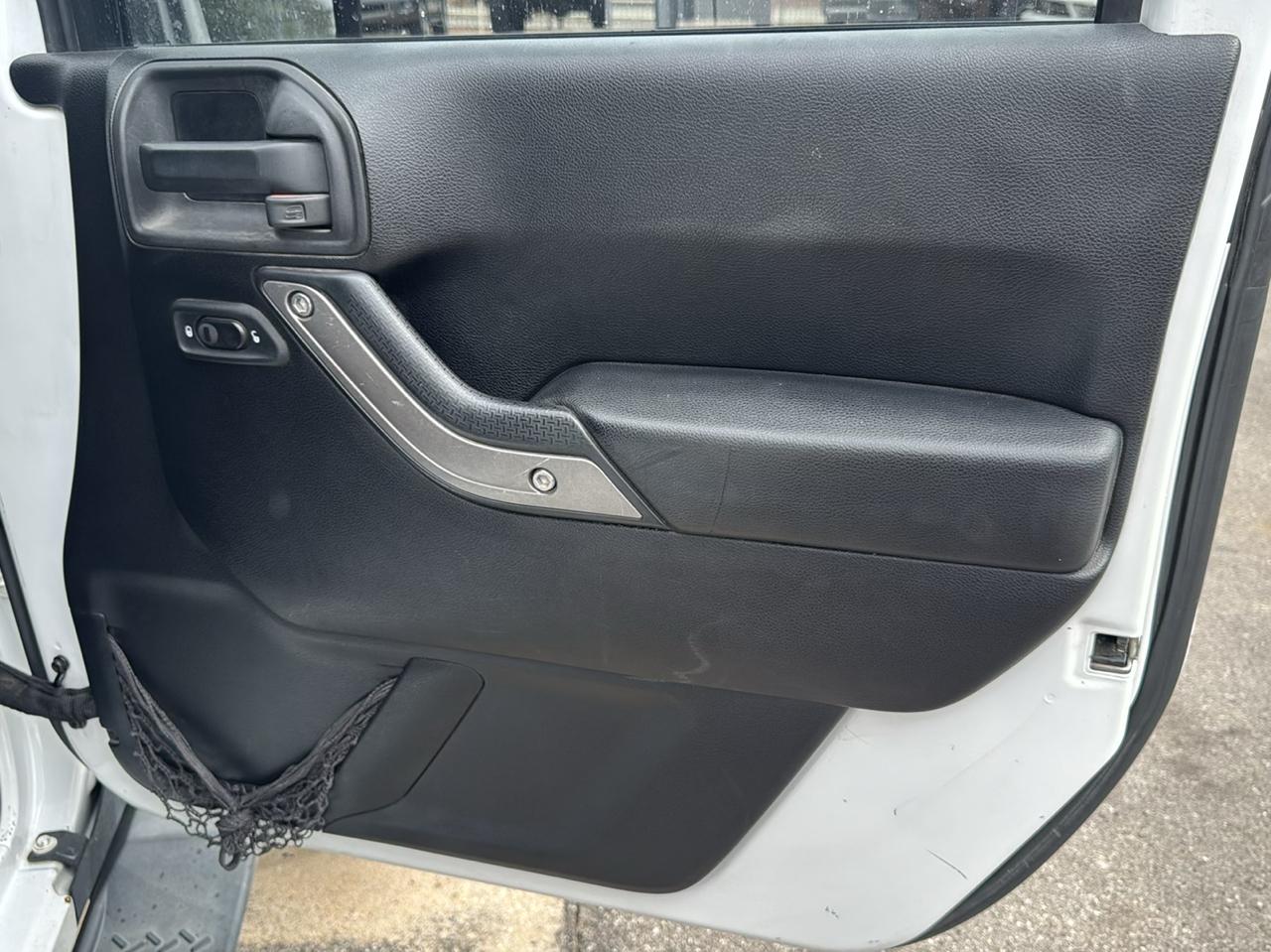 Jeep Wrangler Unlimited Sport 4WD 2014