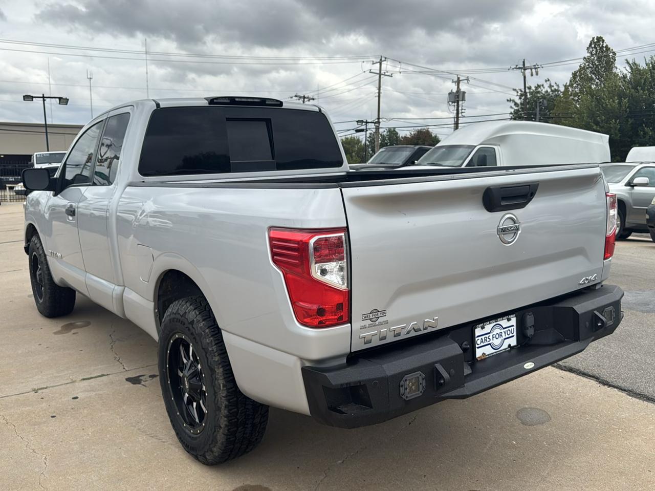 Nissan Titan S King Cab 4WD 2017