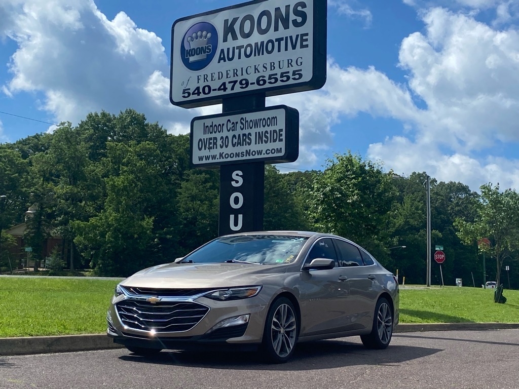 2022 Chevrolet Malibu 4dr Sdn LT