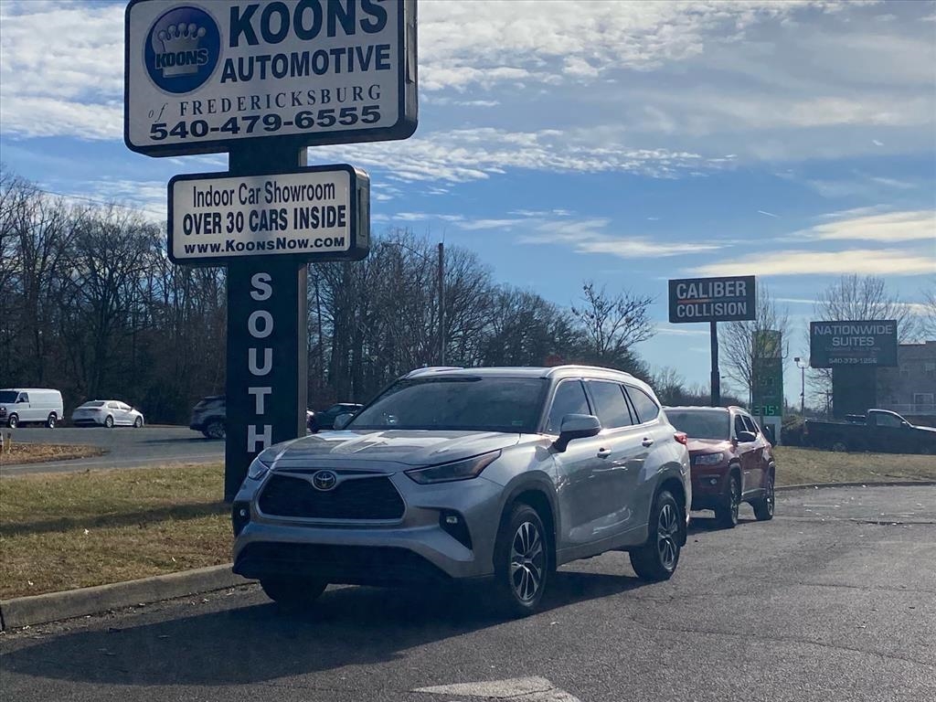 2021 Toyota Highlander XLE's photo