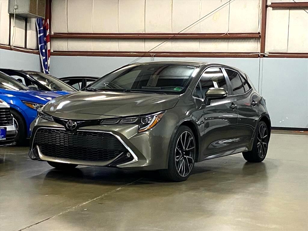 2019 Toyota Corolla Hatchback XSE's photo