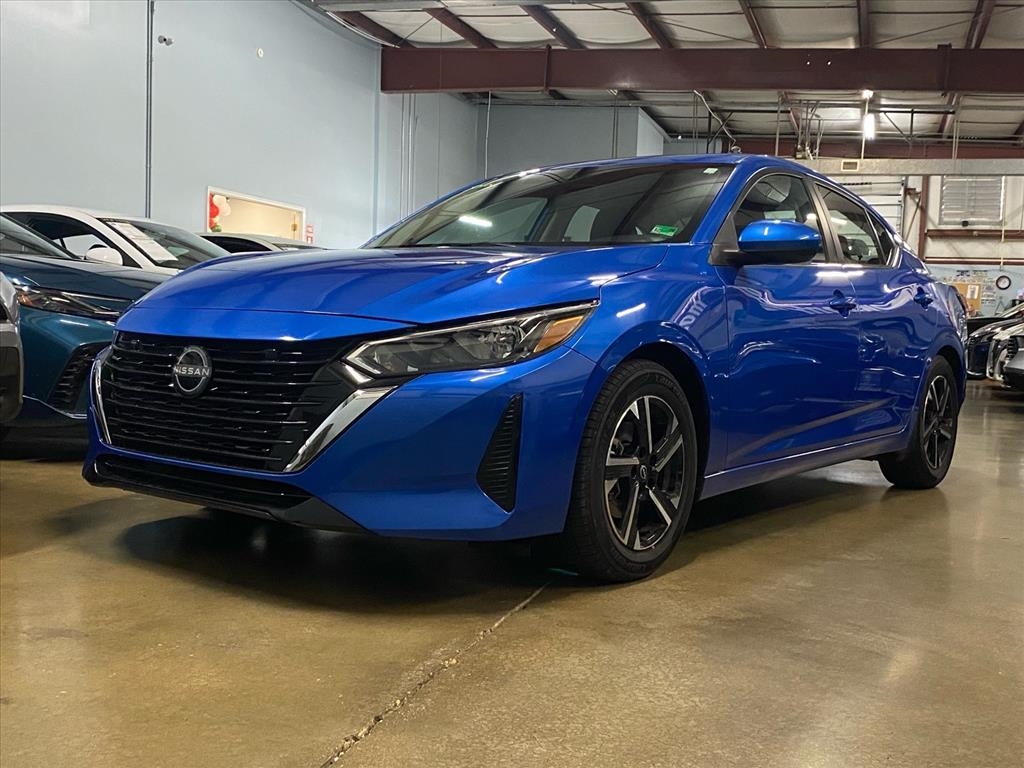 2024 Nissan Sentra SV's photo