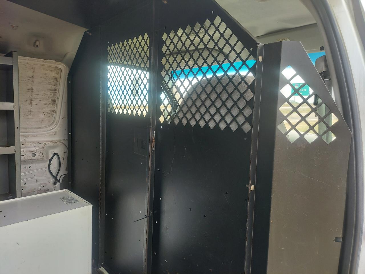 Ford Econoline Cargo Van E-250 2004