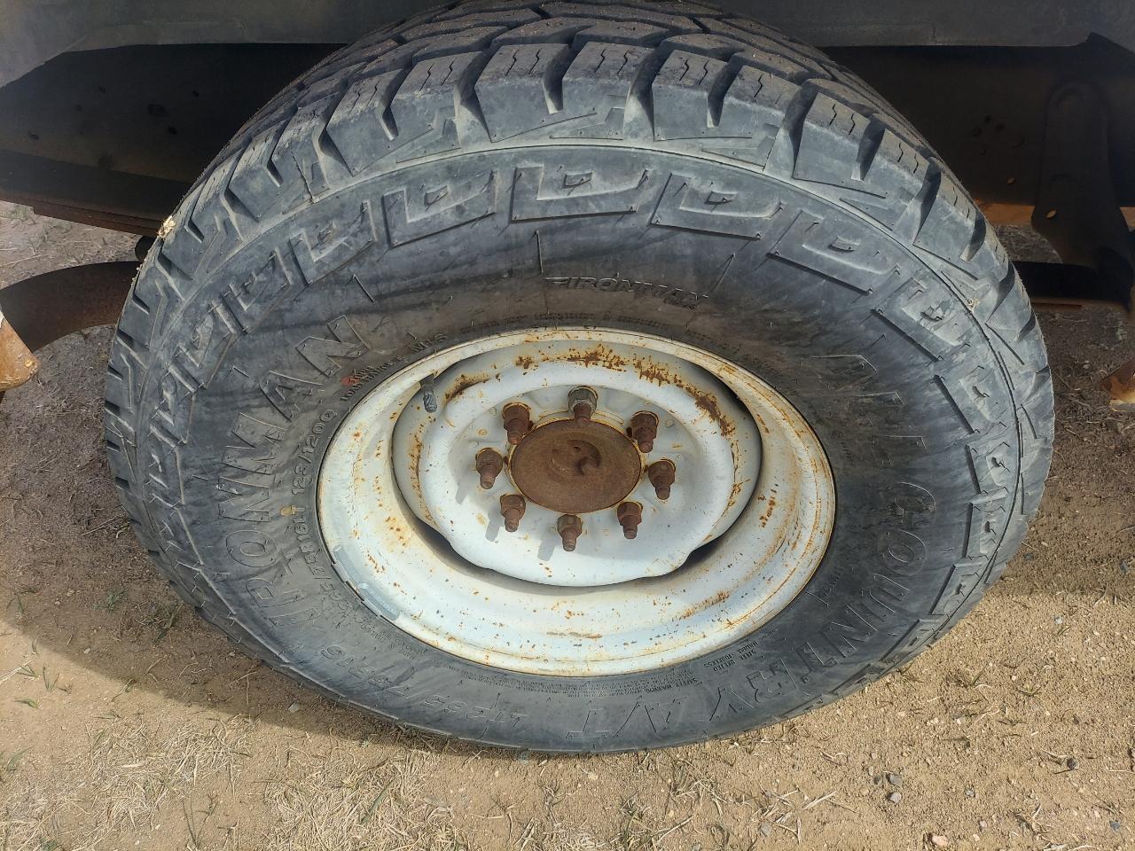 Ford Econoline Cargo Van E-250 2004