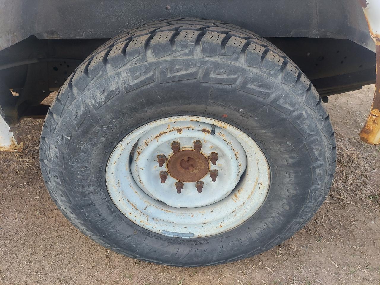 Ford Econoline Cargo Van E-250 2004