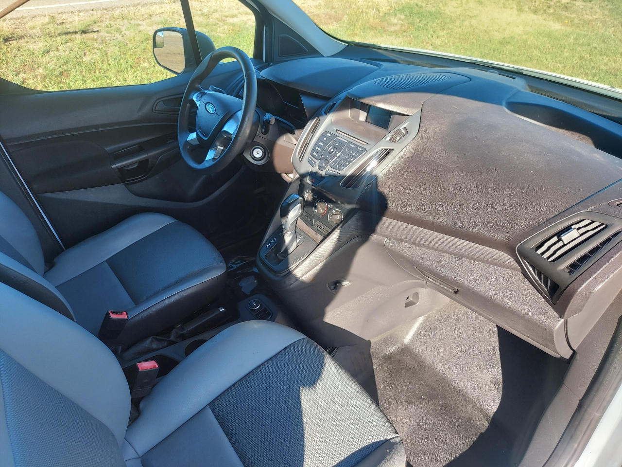 Ford Transit Connect Cargo Van XL LWB w/Rear 180 Degree Door 2016 Ford Transit Connect Cargo Van XL LWB w/Rear 180 Degree Door 2016