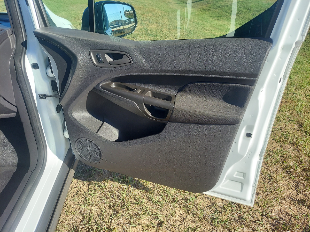 Ford Transit Connect Cargo Van XL LWB w/Rear 180 Degree Door 2016 Ford Transit Connect Cargo Van XL LWB w/Rear 180 Degree Door 2016