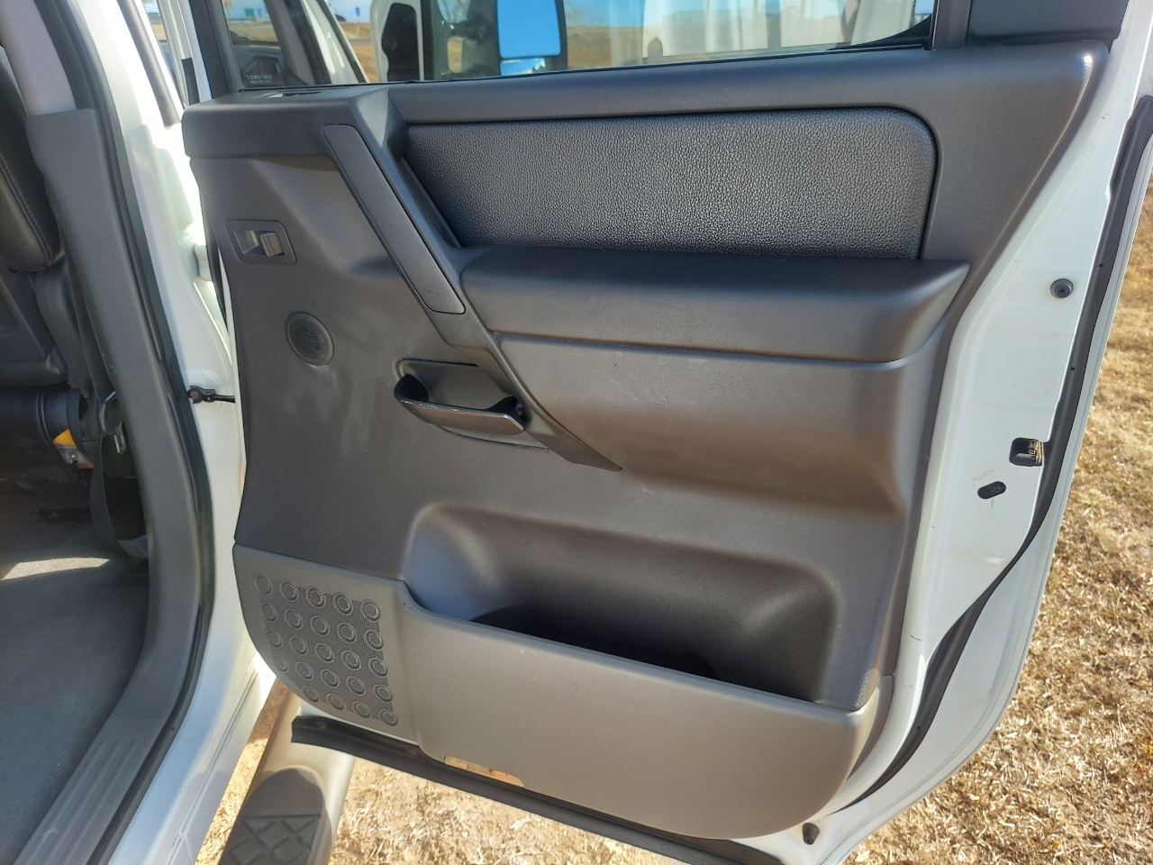 Nissan Titan LE Crew Cab 4WD 2007