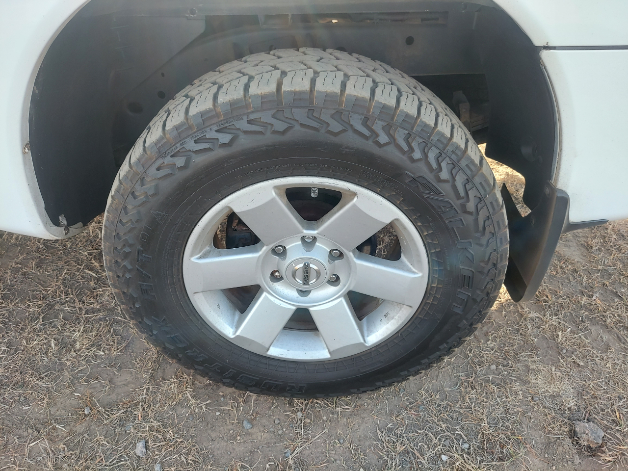 Nissan Titan LE Crew Cab 4WD 2007