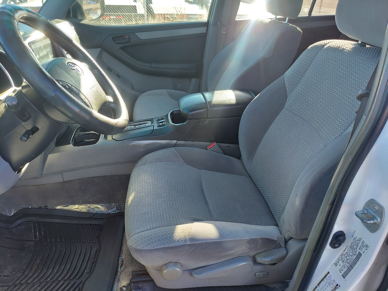 Toyota 4Runner SR5 V6 4WD 2004