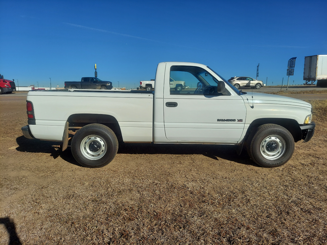 Dodge Ram 1500 WS Reg. Cab Short Bed 2WD 2001