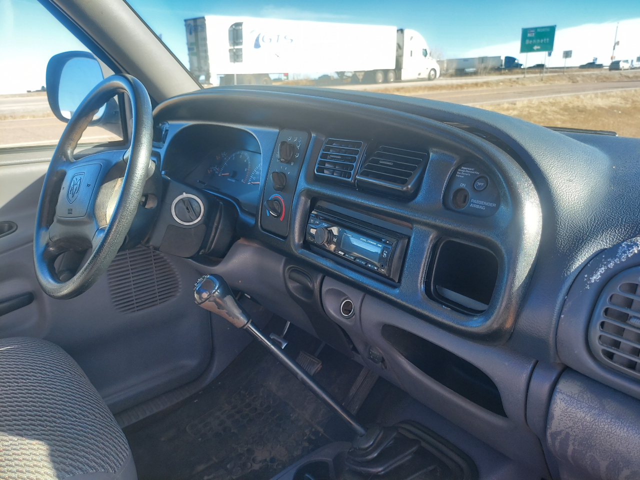 Dodge Ram 1500 WS Reg. Cab Short Bed 2WD 2001