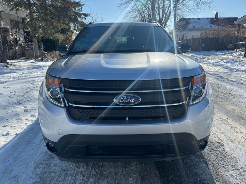 Ford Explorer XLT 4WD 2011