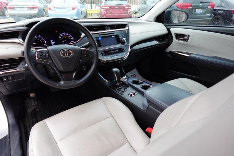 Toyota Avalon XLE Premium 2014