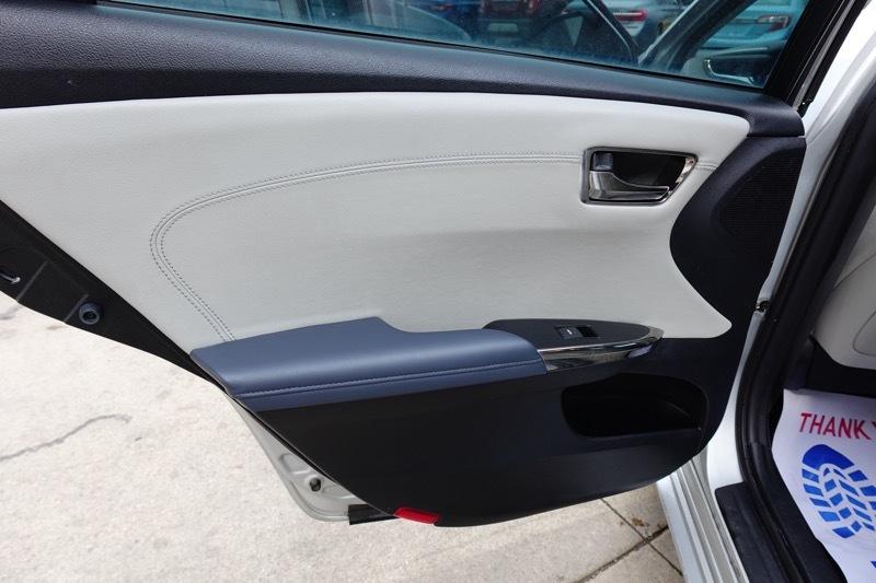 Toyota Avalon XLE Premium 2014