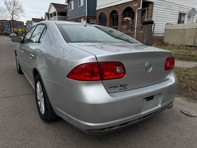 Buick Lucerne CX 2011