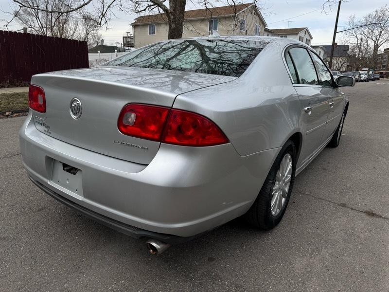 Buick Lucerne CX 2011