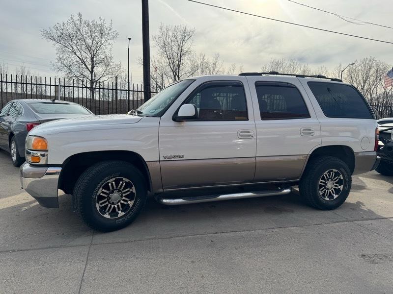 GMC Yukon SLE 2WD 2000