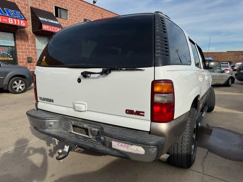 GMC Yukon SLE 2WD 2000