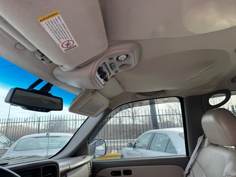 GMC Yukon SLE 2WD 2000