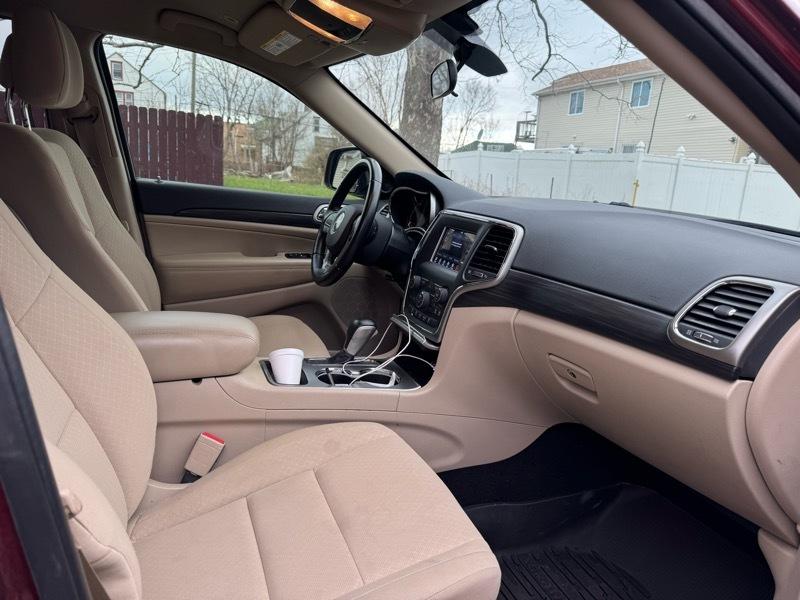 Jeep Grand Cherokee Laredo E 2WD 2021