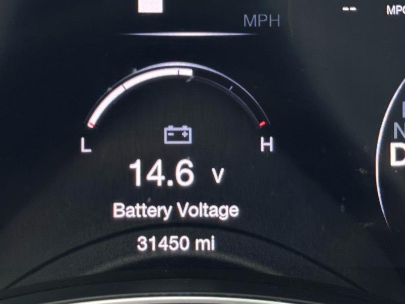 Jeep Grand Cherokee Laredo E 2WD 2021