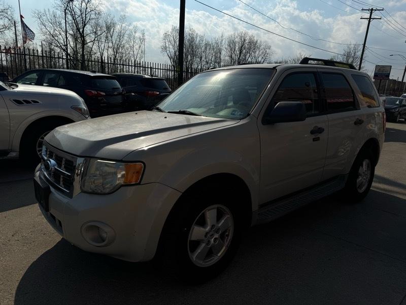 Ford Escape XLT FWD I4 2009