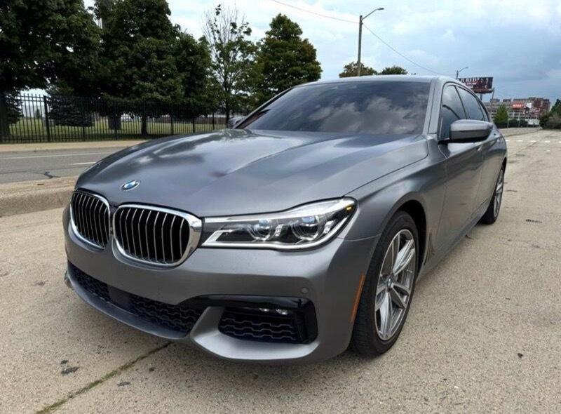 BMW 7-Series 750i xDrive 2017