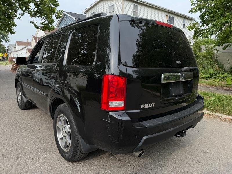 Honda Pilot Touring 4WD with DVD 2009