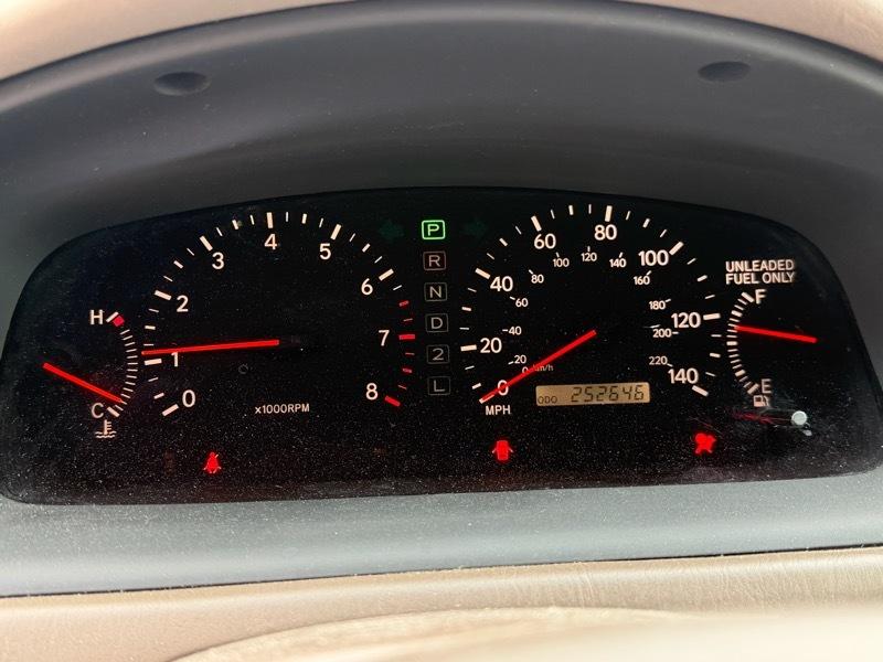 Lexus ES 300 Base 1997