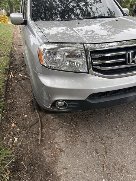 Honda Pilot Touring 4WD 5-Spd AT with DVD 2014