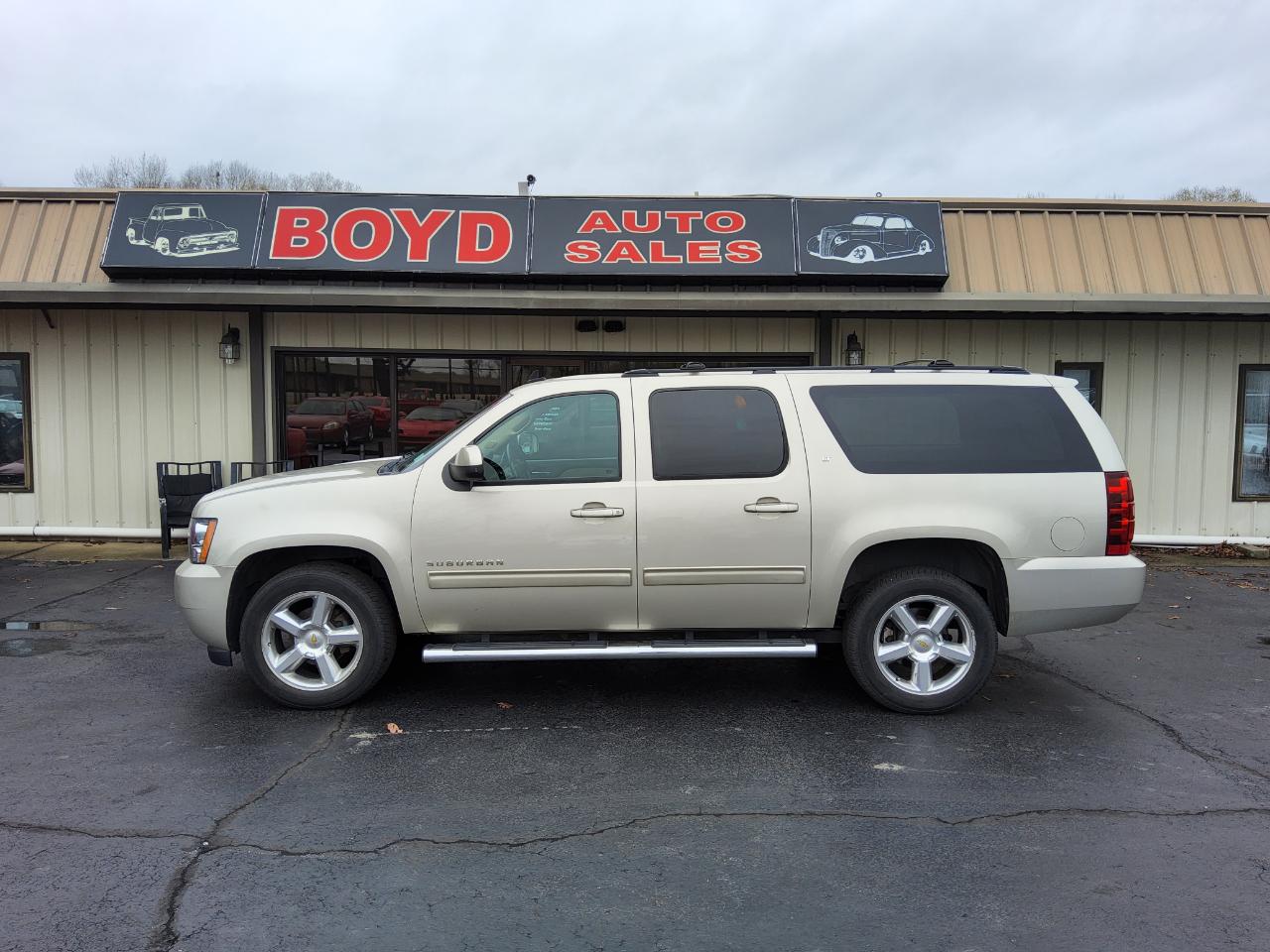 Used 2013 Chevrolet Suburban LTZ 1500 4WD for Sale in Florence AL 35630
