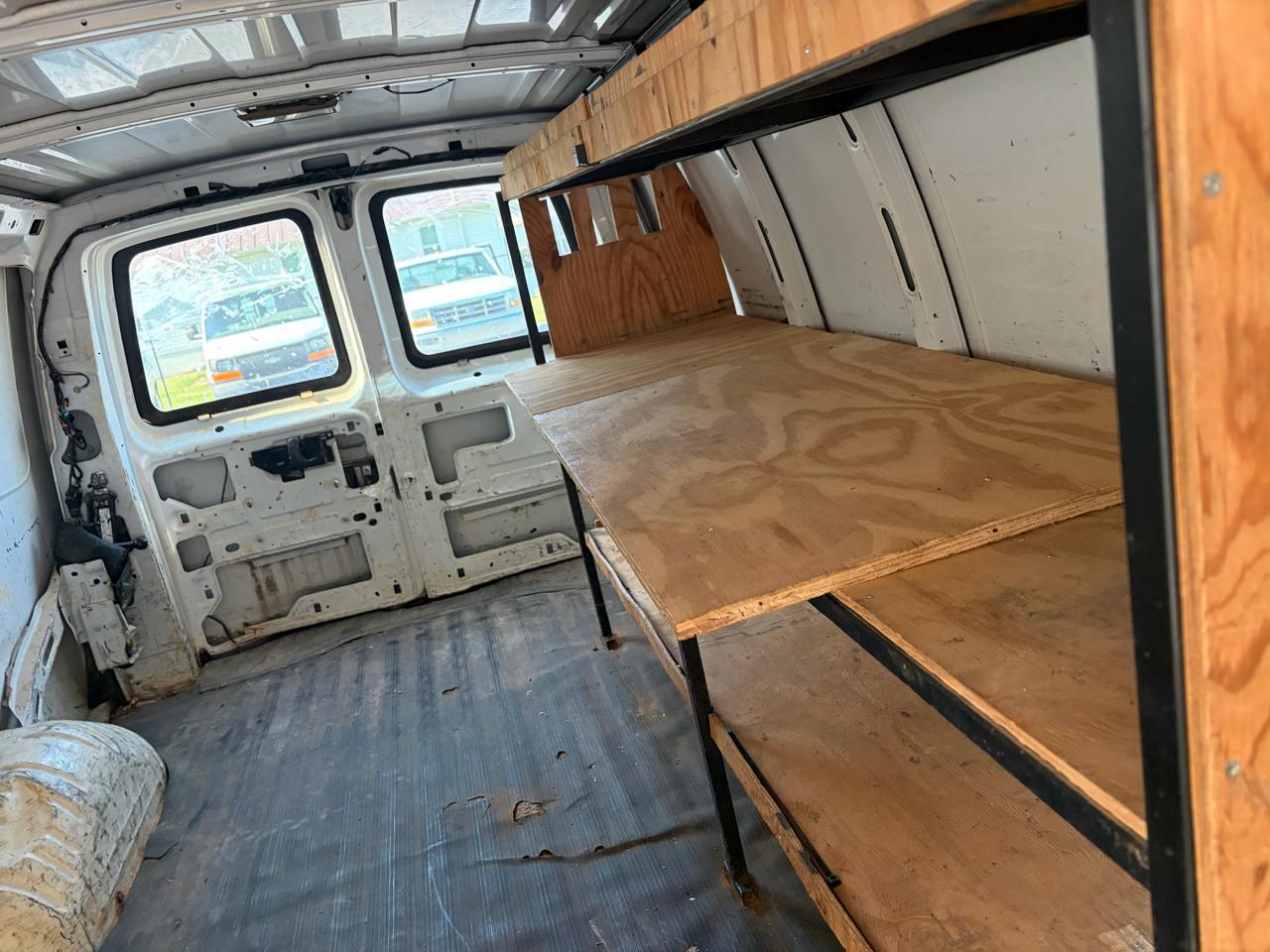 Chevrolet Express 2500 Cargo 2013