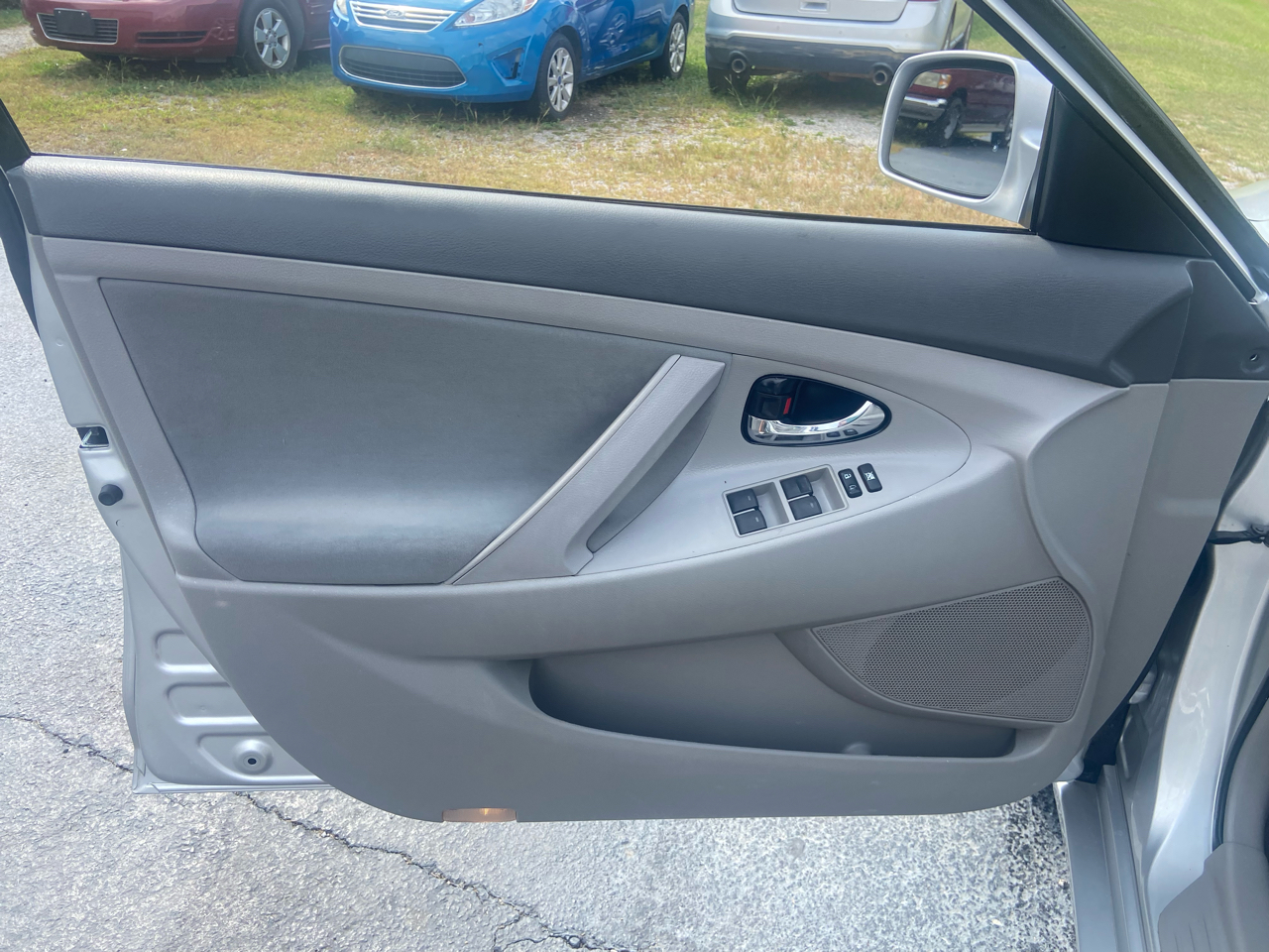 Toyota Camry Base 2011 Toyota Camry Base 2011