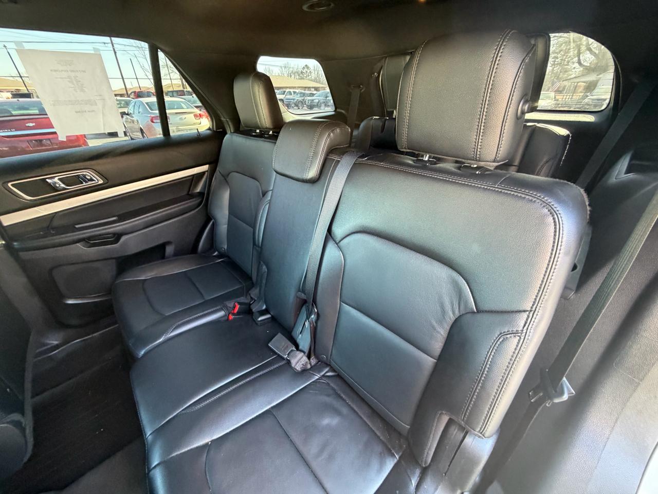 Ford Explorer XLT FWD 2017