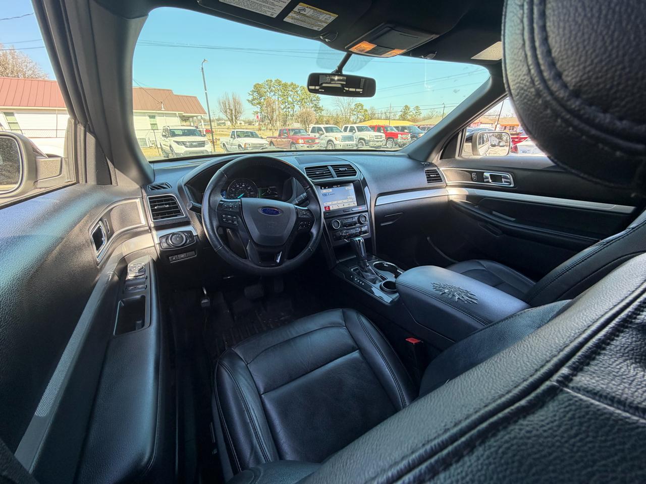 Ford Explorer XLT FWD 2017