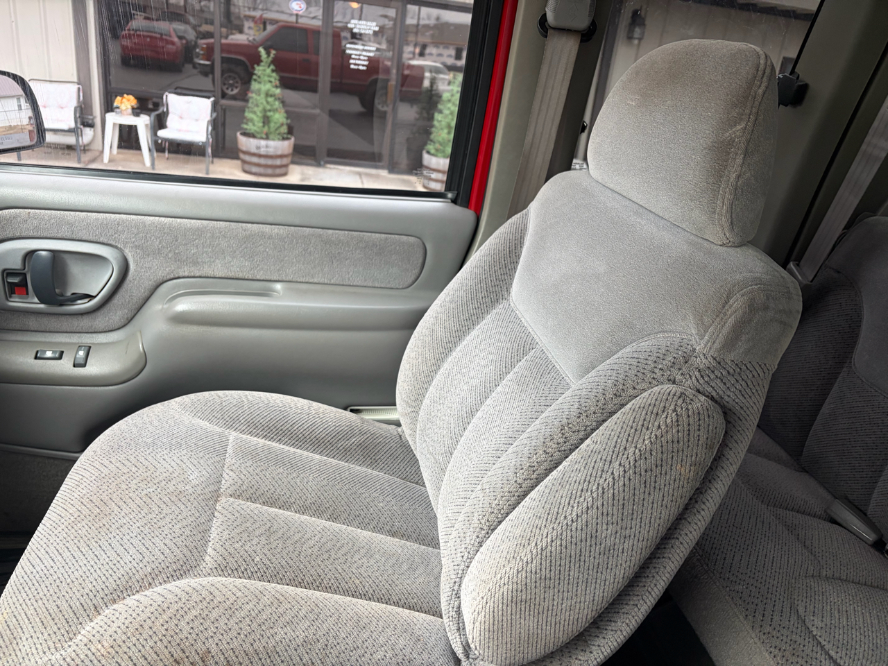 Chevrolet C/K 1500 Ext. Cab 6.5-ft. Bed 4WD 1998