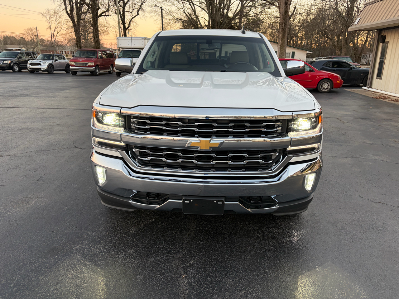 Chevrolet Silverado 1500 LTZ Crew Cab 2WD 2017