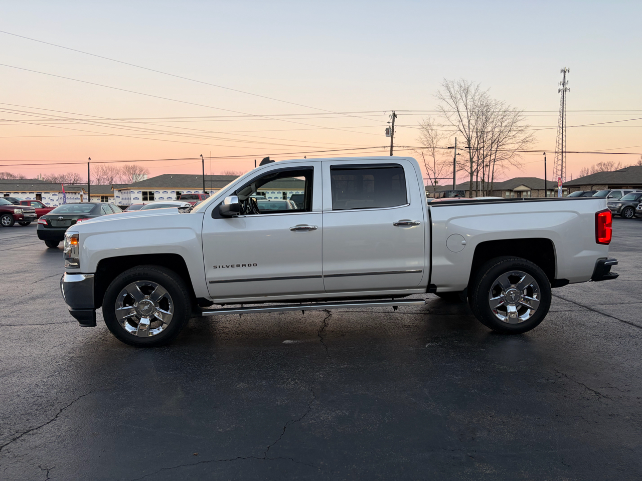 Chevrolet Silverado 1500 LTZ Crew Cab 2WD 2017