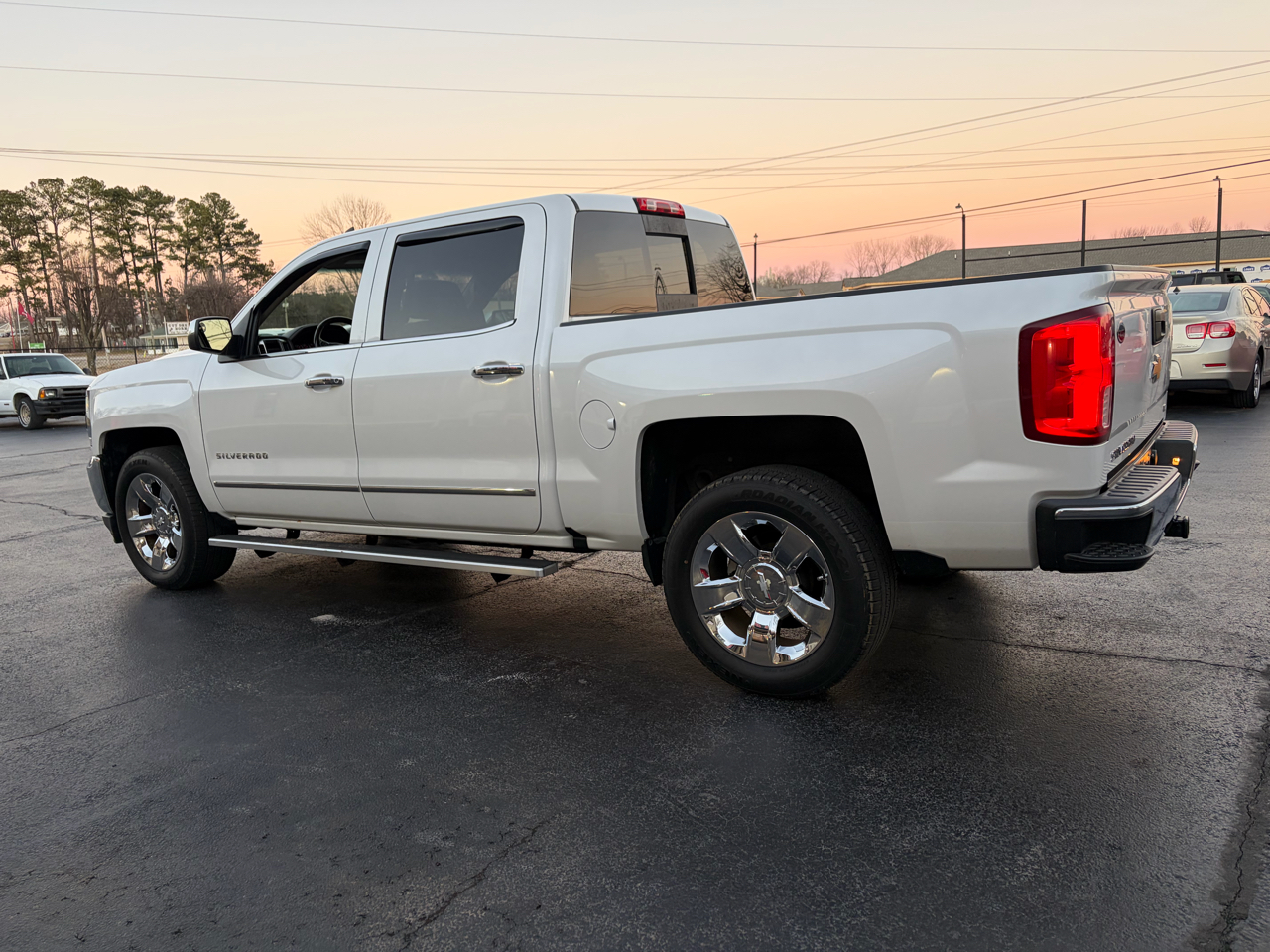 Chevrolet Silverado 1500 LTZ Crew Cab 2WD 2017