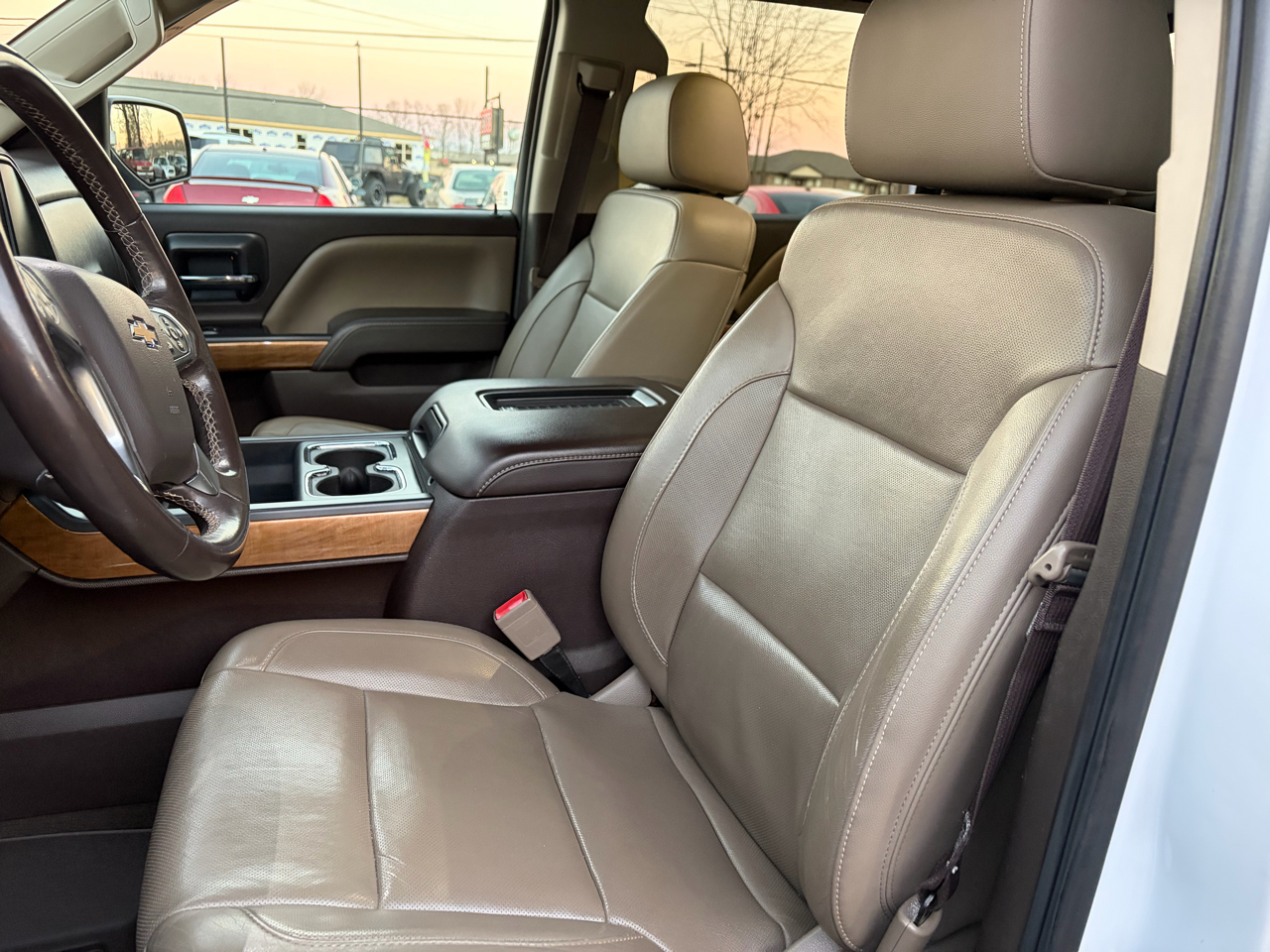 Chevrolet Silverado 1500 LTZ Crew Cab 2WD 2017