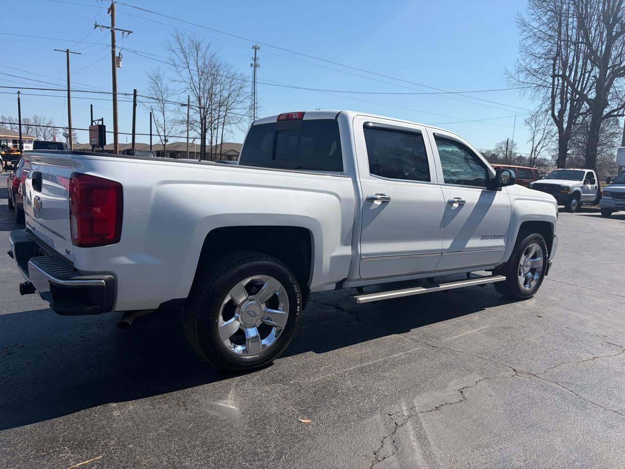 Chevrolet Silverado 1500 LTZ Crew Cab 2WD 2017