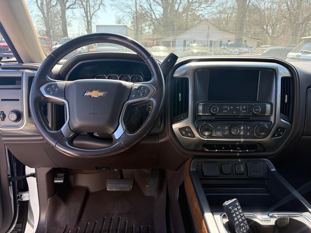 Chevrolet Silverado 1500 LTZ Crew Cab 2WD 2017