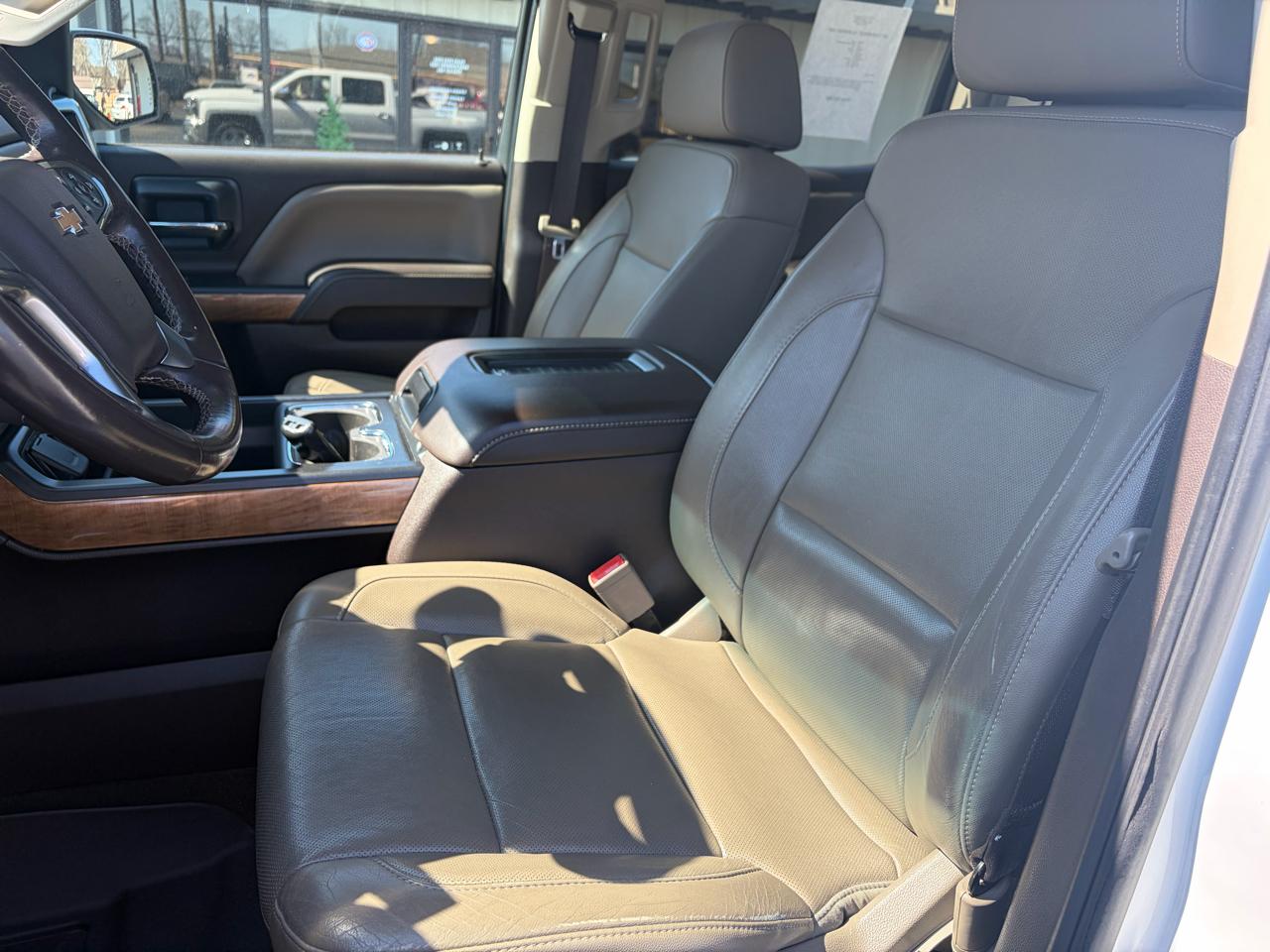 Chevrolet Silverado 1500 LTZ Crew Cab 2WD 2017