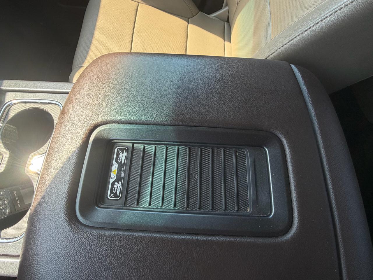 Chevrolet Silverado 1500 LTZ Crew Cab 2WD 2017